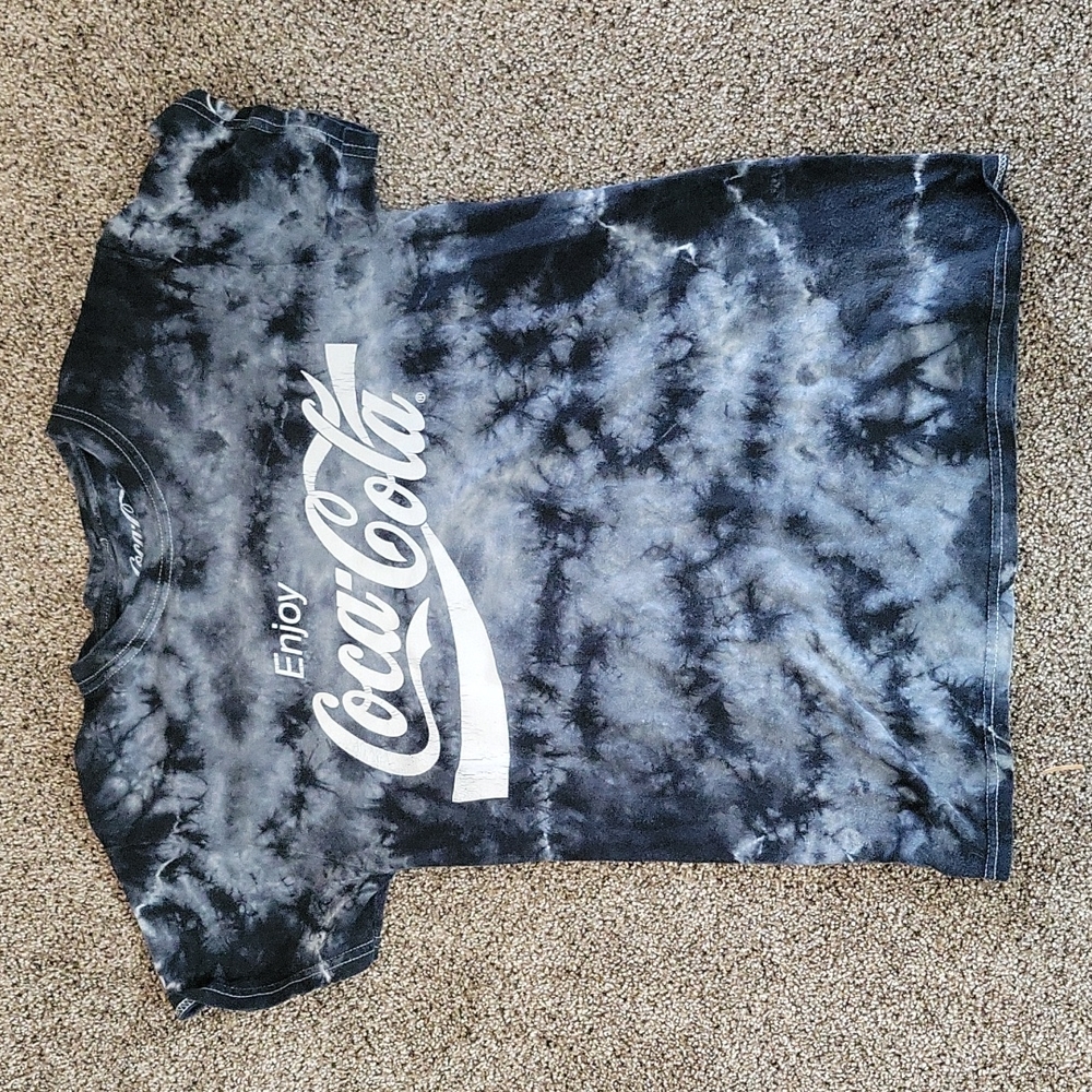 Mens Size small shirt